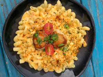 Uncle Ike's Sandbar & Grill, Seafood Mac‐n‐Cheese