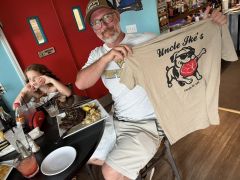 Uncle Ike&#039;s Sandbar &amp; Grill photo